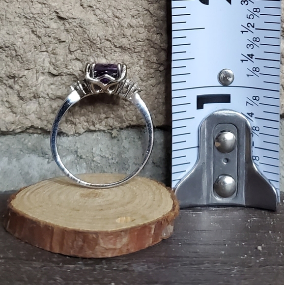 Gorgeous Sterling silver Amethyst ring NIB - Picture 8 of 9